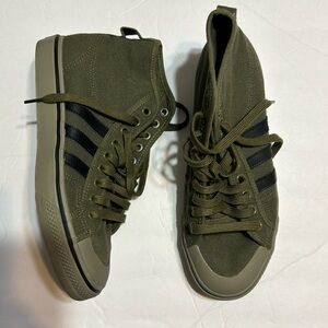 Adidas olive green Nizza sneakers